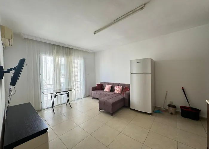 Girne Merkez アパート Aglantzia